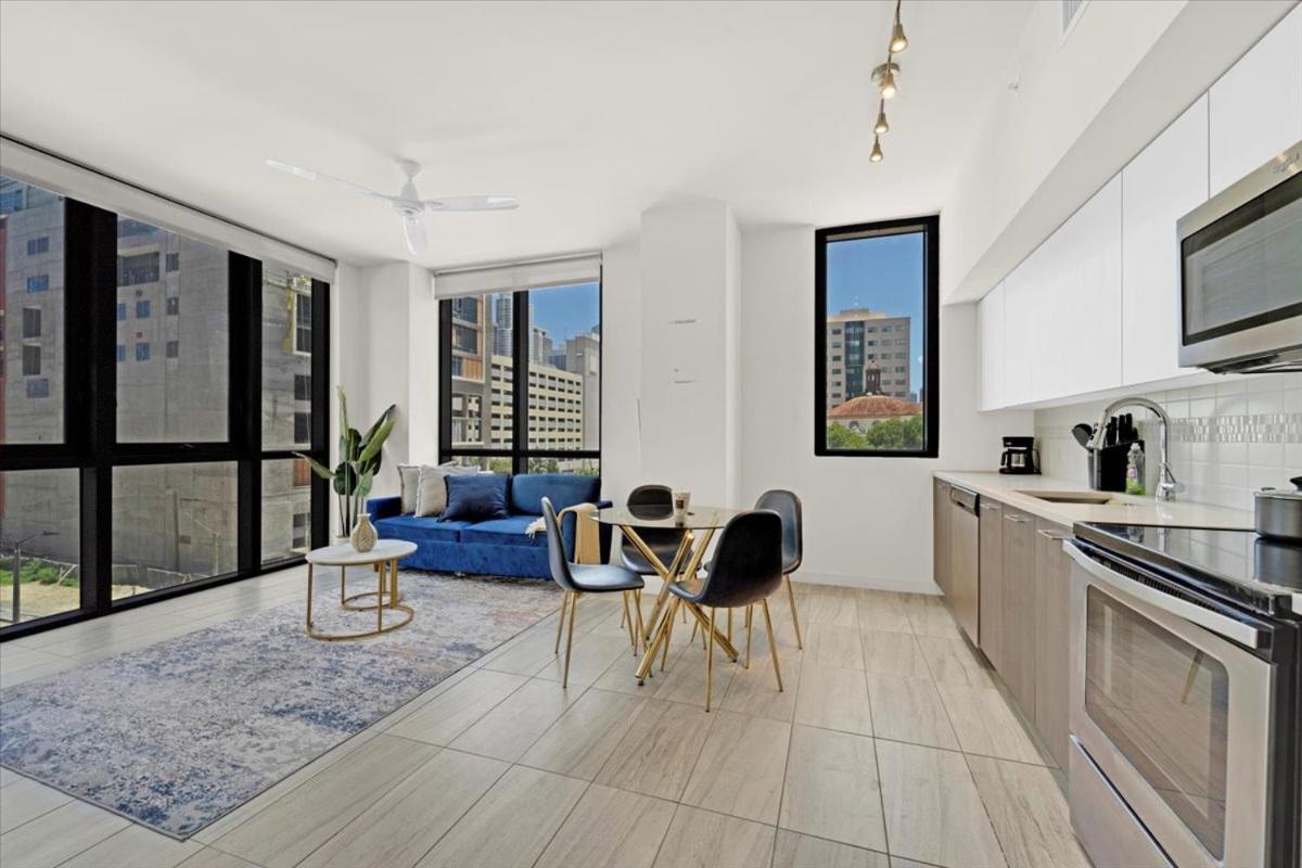 Appartamento Devereaux Luxury One-bedroom And *