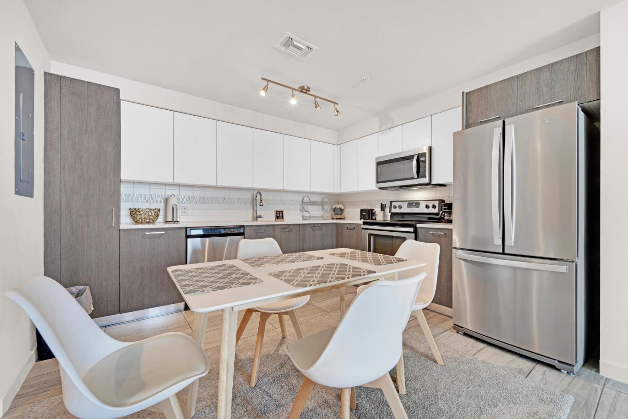 Appartamento Devereaux Luxury One-bedroom And *